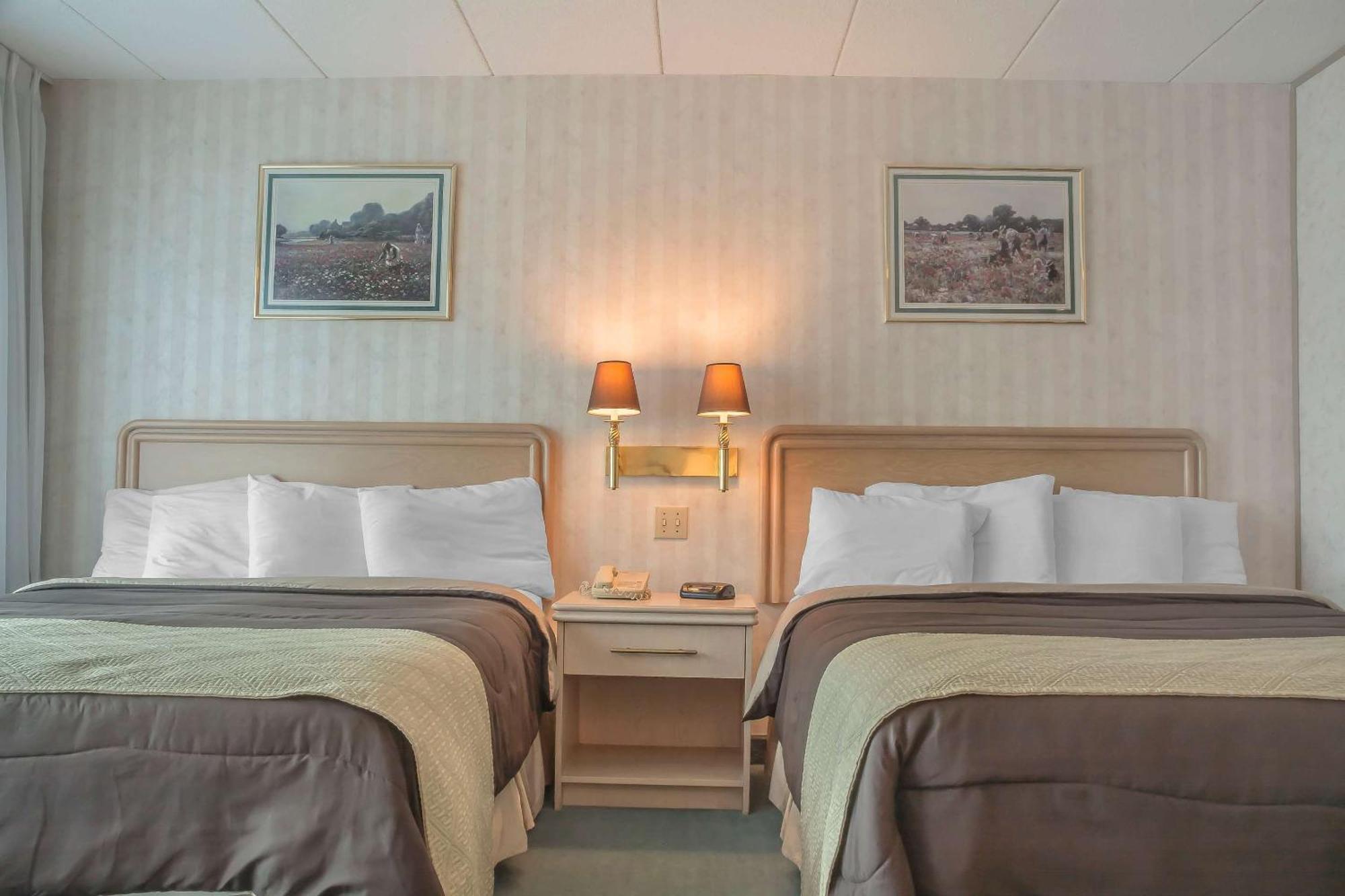Rodeway Fallsview Penginapan Niagara