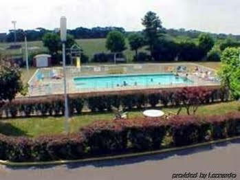 Penginapan Rodeway Fallsview Niagara